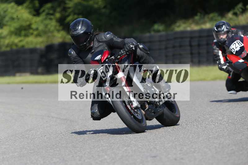 /44 09.08.2025 Plüss Moto Sport ADR/Einsteiger/54
